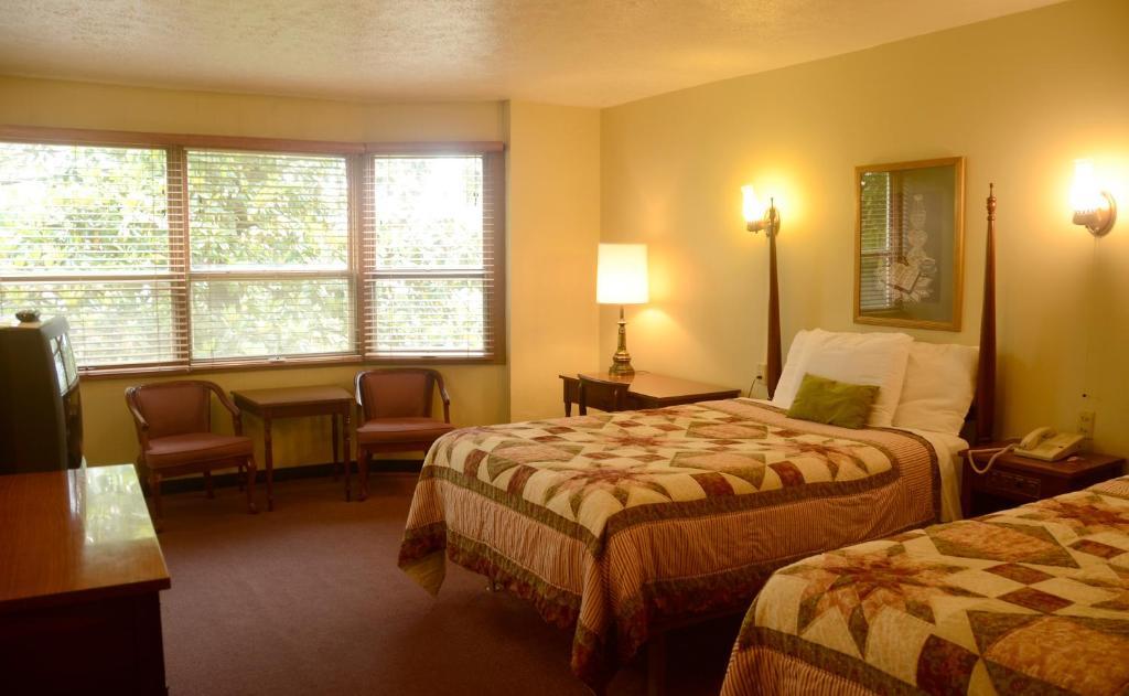Park Mammoth Resort Park City Стая снимка